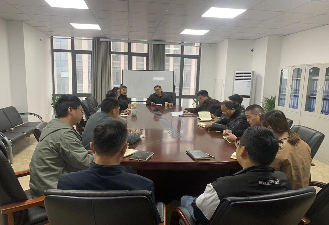 江西方元员工受邀到高投公司授课