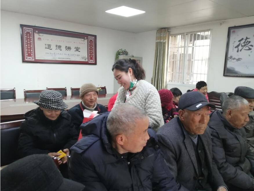 江西中盛工程造价公司开展关爱老人送温暖活动