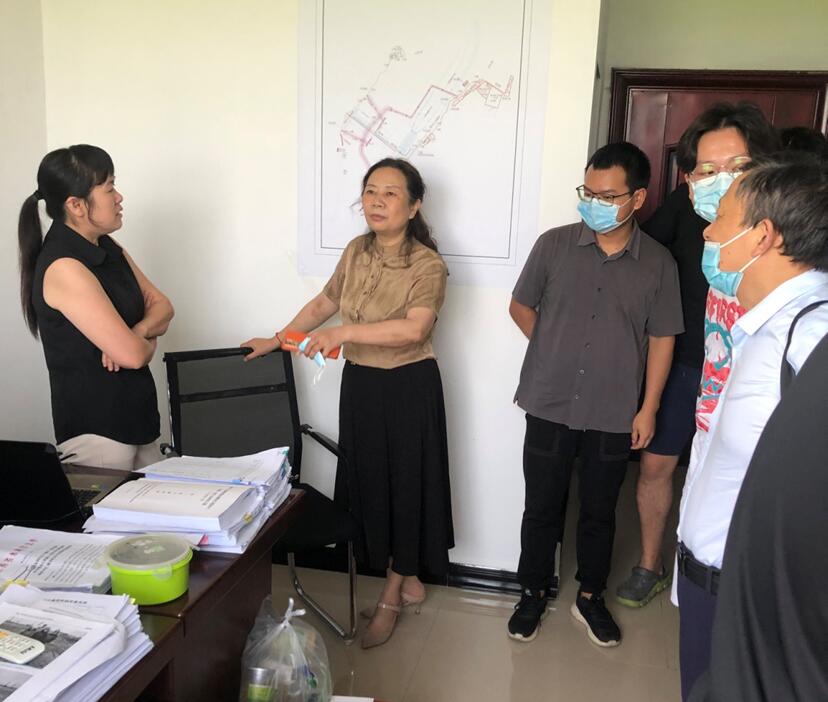 江西磊实公司组织给员工送防暑降温用品