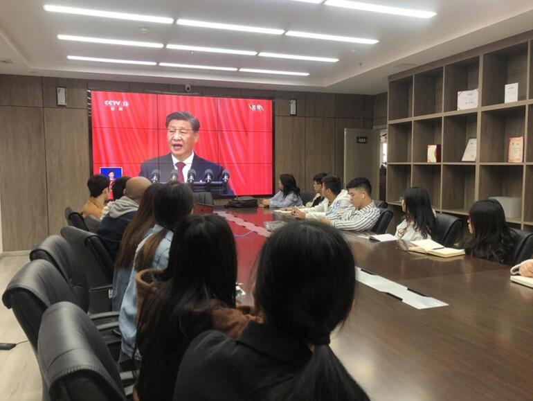 江西浩瀚公司组织员工收看党的二十大开幕式