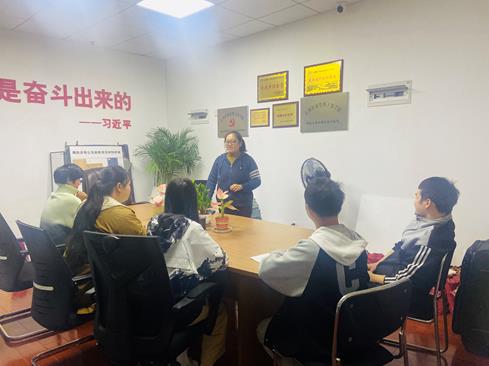 江西腾胜公司召开新员工入职经验交流会