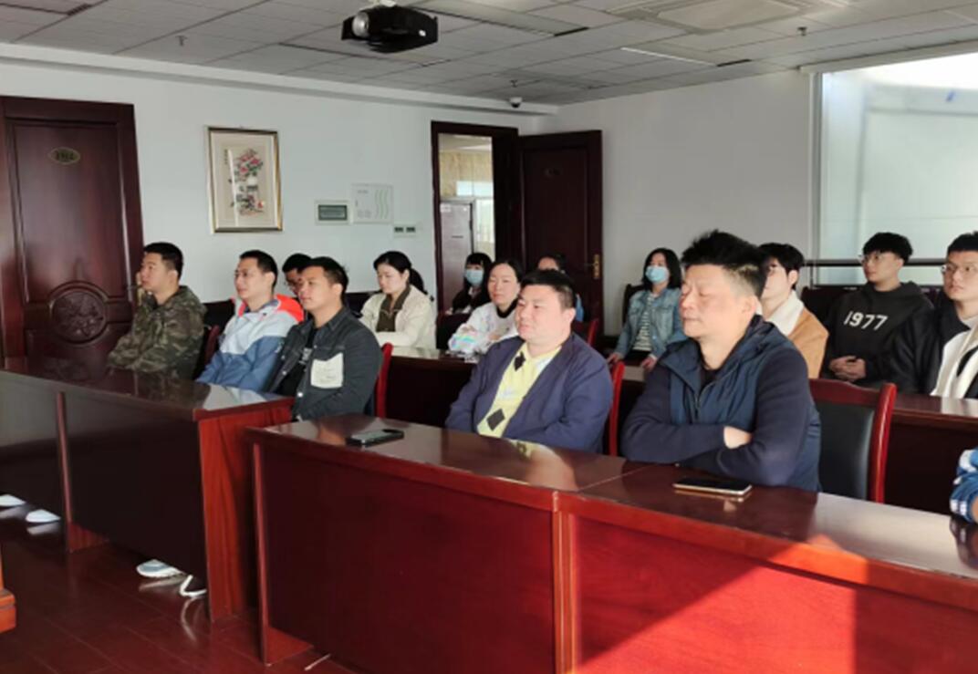 江西银信公司组织学习党的二十大精神专项会议