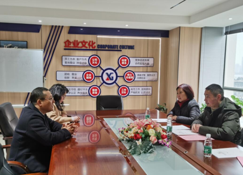 西湖区桃花街道纪工委领导一行莅临兴赣监理公司慰问走访