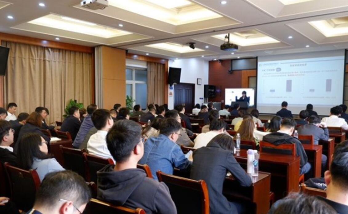 江招公司组织内部部门评选活动