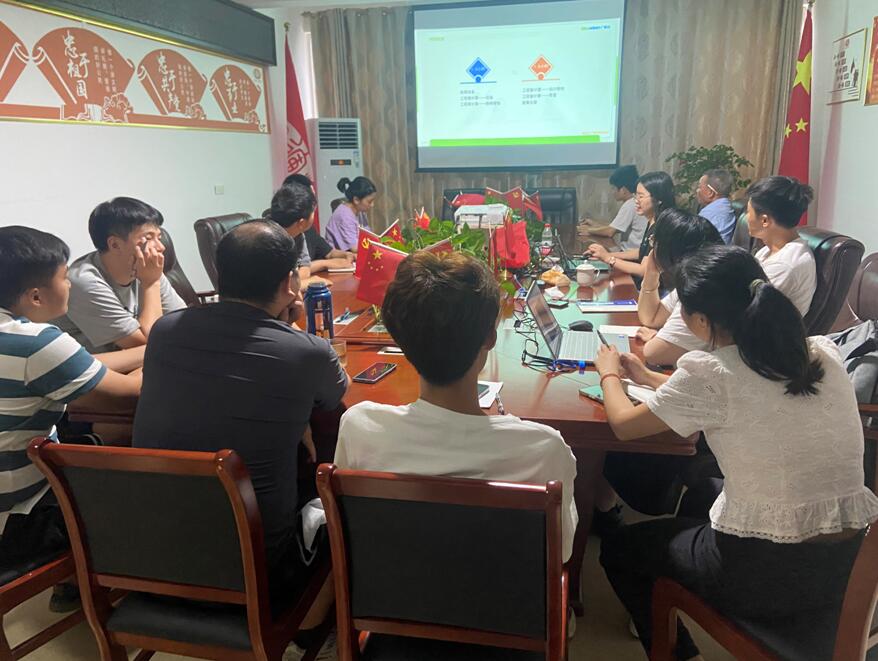 萍乡鸿运顺公司组织员工培训学习