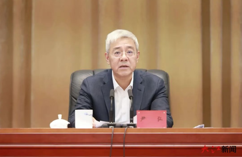 尹弘在省委城市工作会议上强调以更宽视野更实举措推动城市高质量发展加快建设具有江西特色的现代化人民城市 叶建春主持